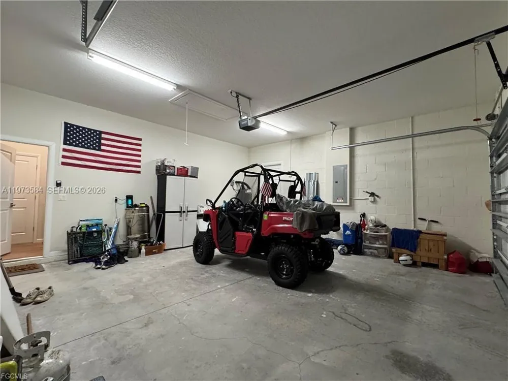 1818 Inwood RD La Belle, FL 33935