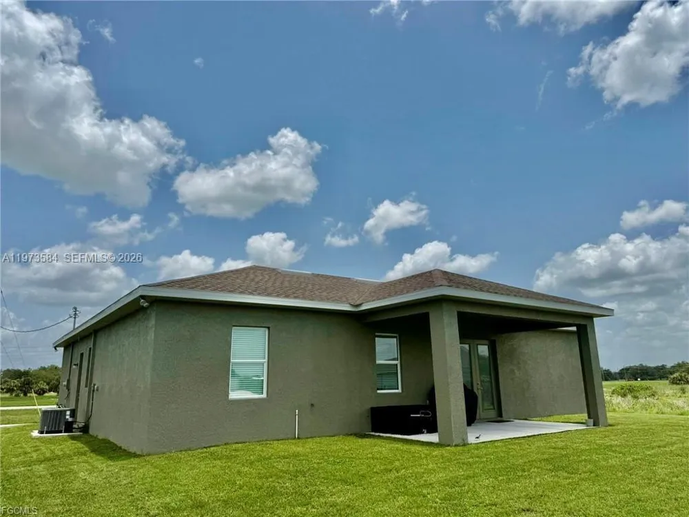 1818 Inwood RD La Belle, FL 33935