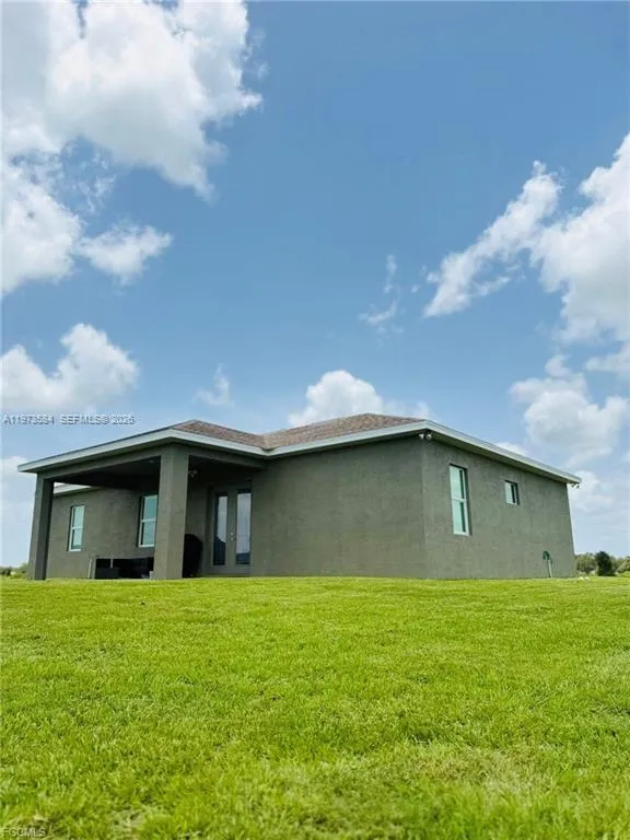 1818 Inwood RD La Belle, FL 33935