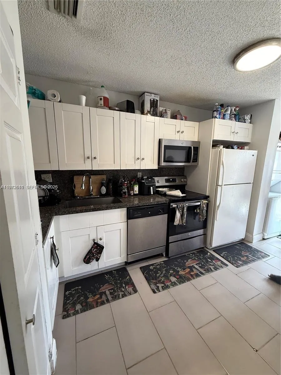 20305 NW 27th Ct Miami Gardens, FL 33056