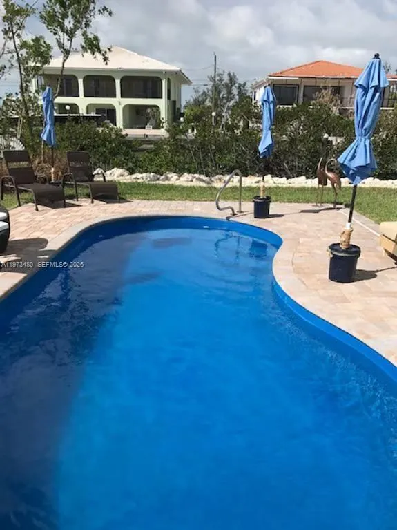 227 Sombrero Beach Rd Marathon, FL 33050