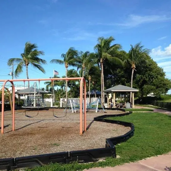 227 Sombrero Beach Rd Marathon, FL 33050