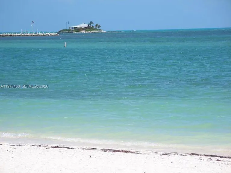 227 Sombrero Beach Rd Marathon, FL 33050