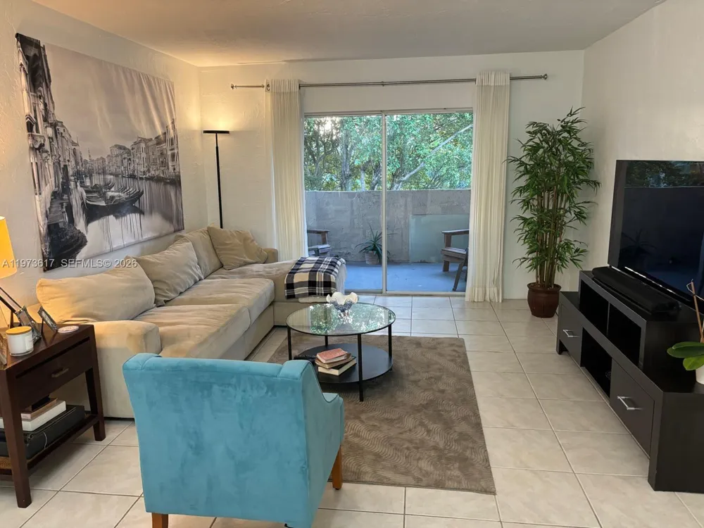 6884 Kendall Dr #C407 Pinecrest, FL 33156