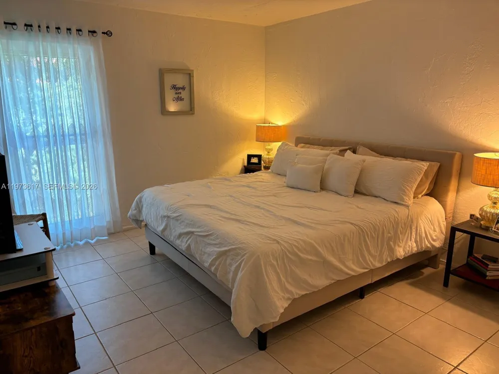 6884 Kendall Dr #C407 Pinecrest, FL 33156
