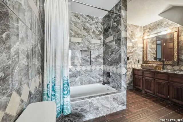 5608 Curran Von Ormy, TX 78073