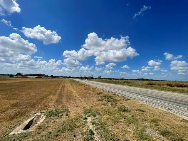 3101 Fm 973 Taylor, TX 76574