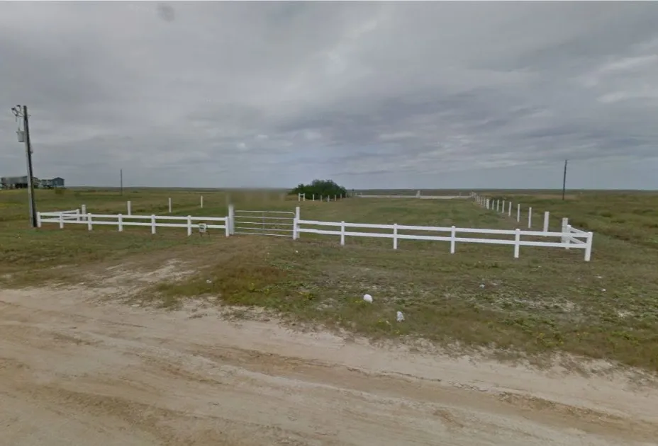 1643 Canal Street Bay City, TX 77414
