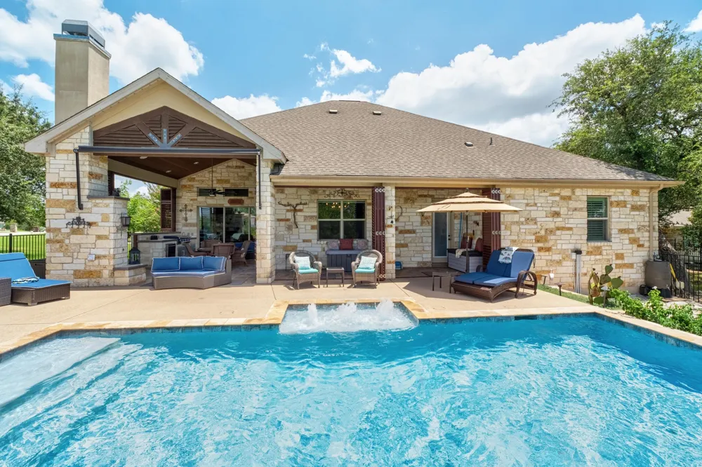 120 Applewood Drive Driftwood, TX 78619