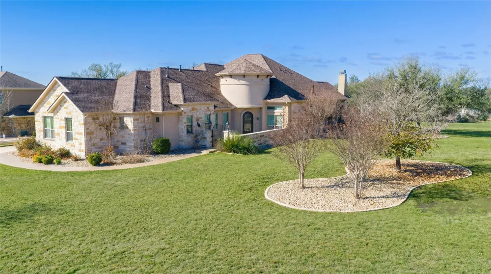120 Applewood Drive Driftwood, TX 78619