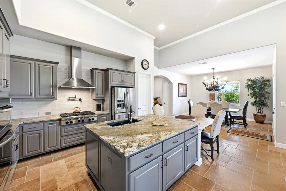 120 Applewood Drive Driftwood, TX 78619