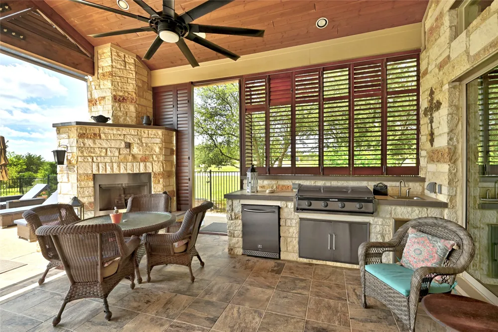 120 Applewood Drive Driftwood, TX 78619