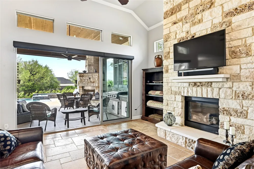 120 Applewood Drive Driftwood, TX 78619