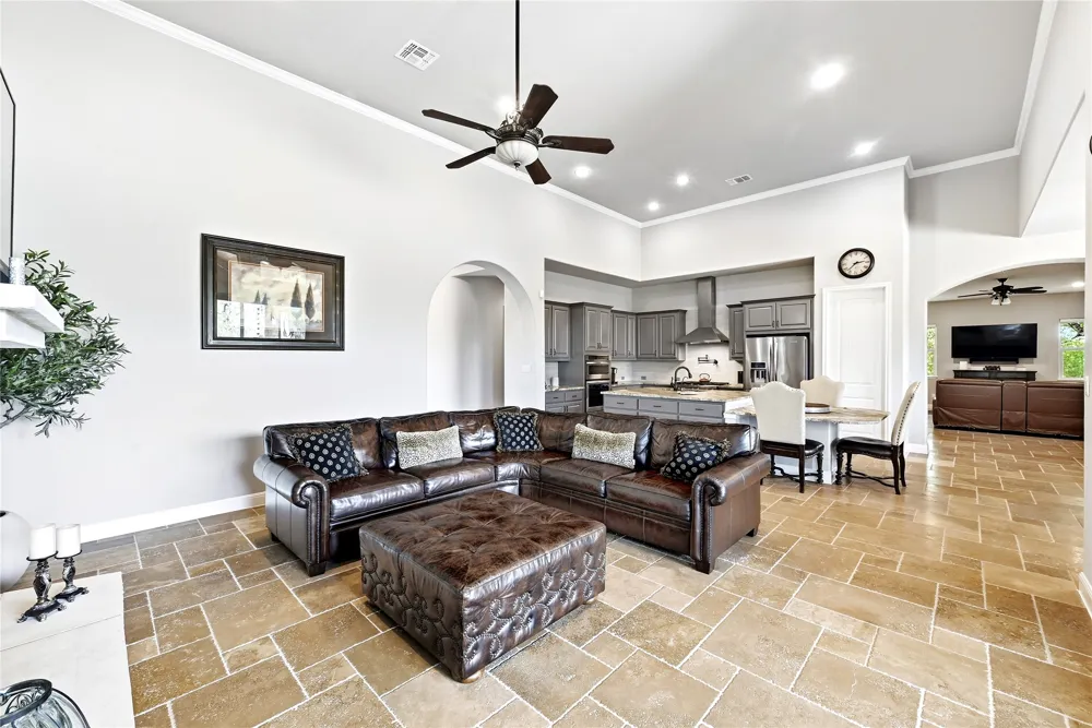 120 Applewood Drive Driftwood, TX 78619