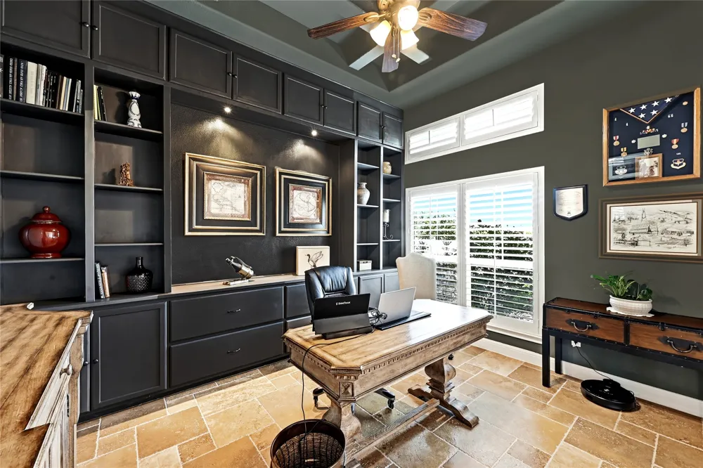 120 Applewood Drive Driftwood, TX 78619