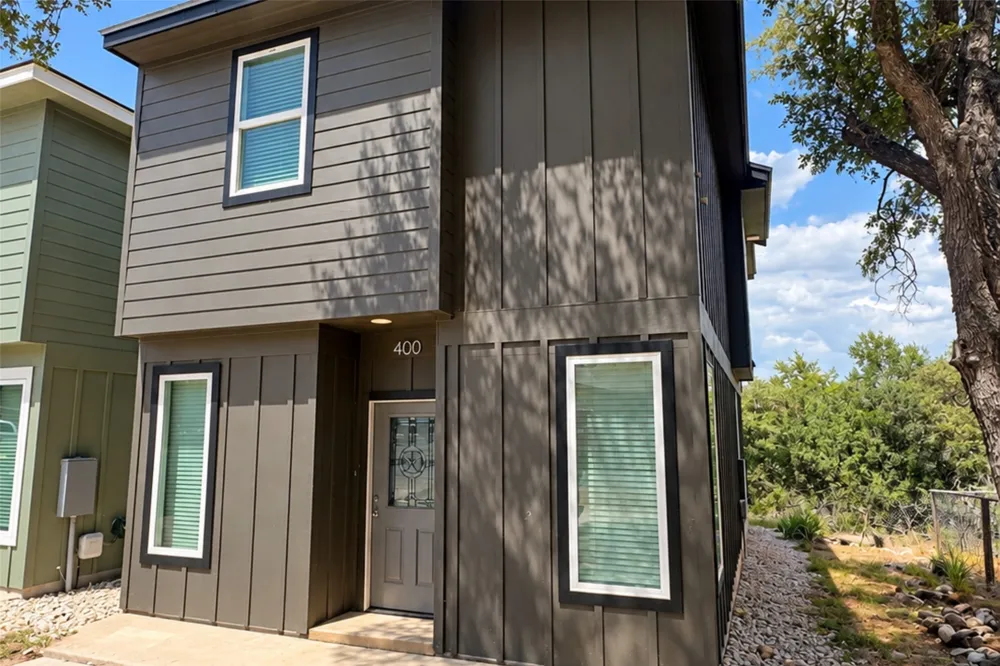 400 Shady Bluff Drive Wimberley, TX 78676