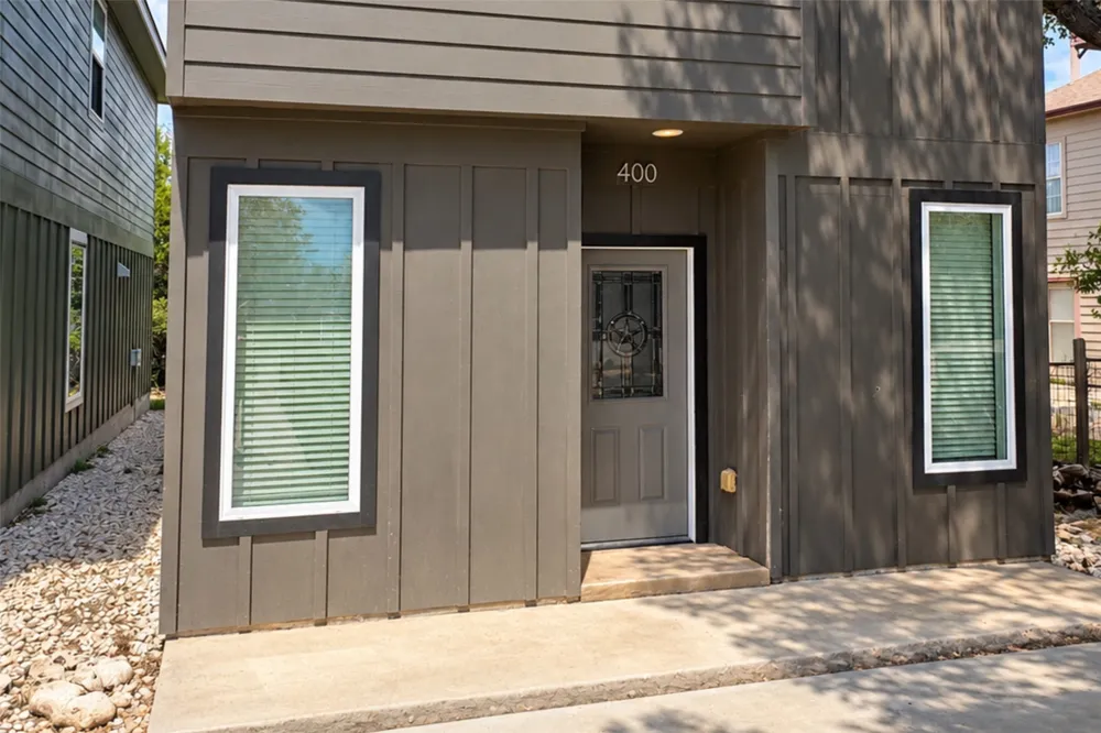 400 Shady Bluff Drive Wimberley, TX 78676