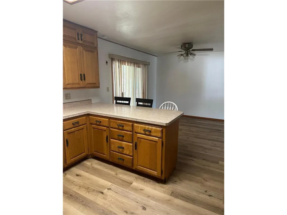 1002 Linden Street Luverne, MN 56156