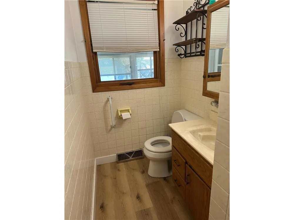 1002 Linden Street Luverne, MN 56156