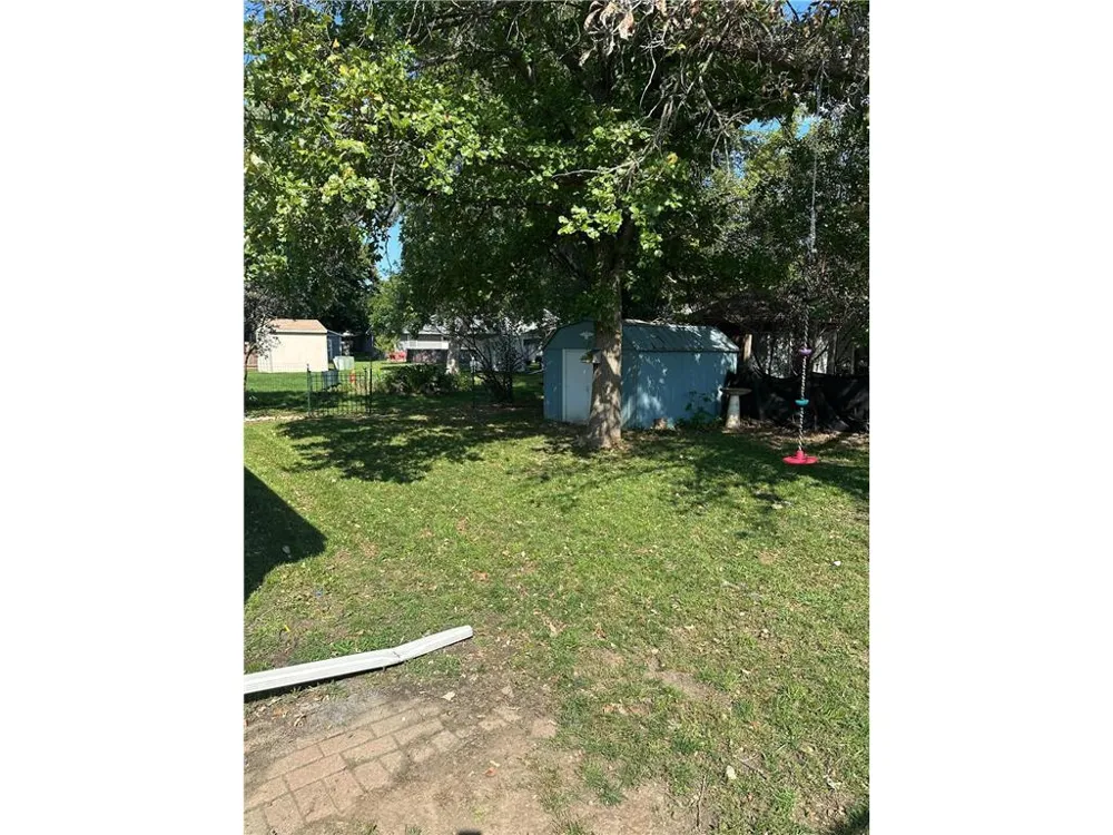 1002 Linden Street Luverne, MN 56156