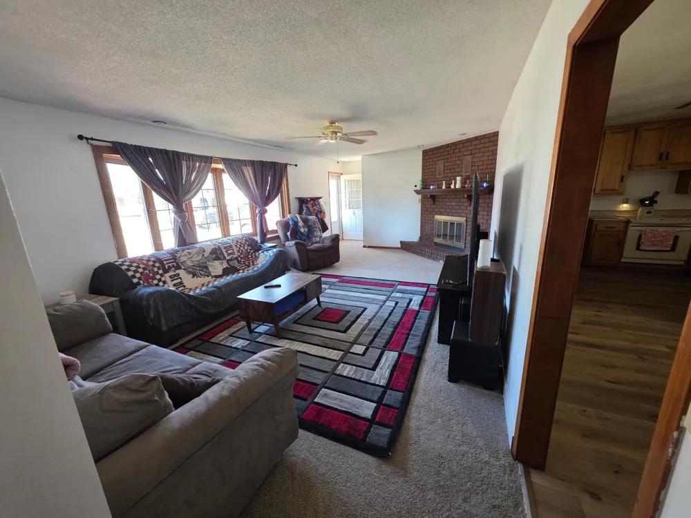 1002 Linden Street Luverne, MN 56156
