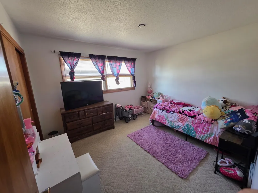 1002 Linden Street Luverne, MN 56156