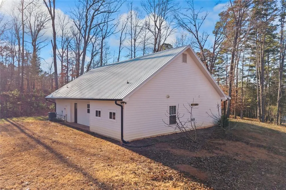 665 Holcomb Drive Martin, GA 30557