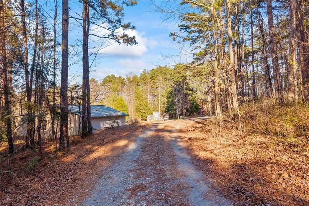 665 Holcomb Drive Martin, GA 30557
