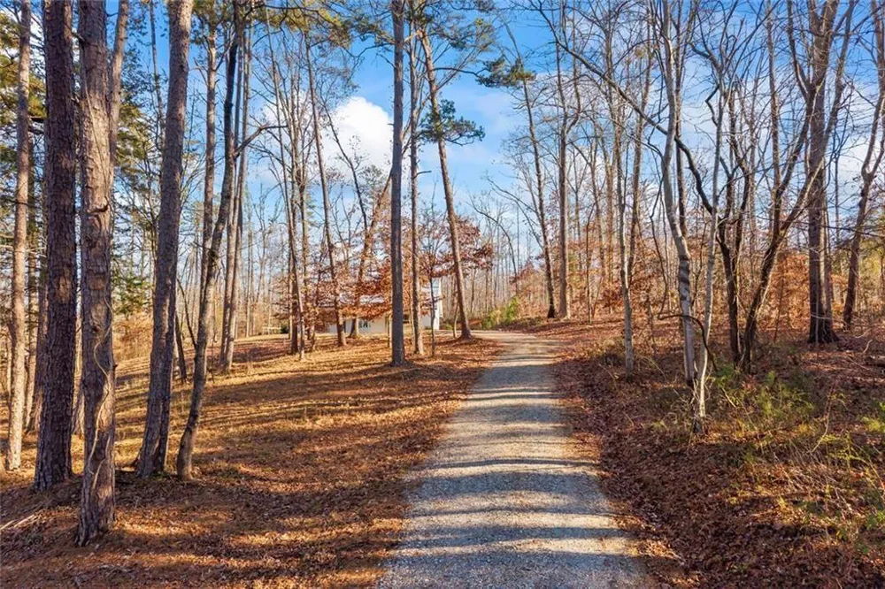 665 Holcomb Drive Martin, GA 30557