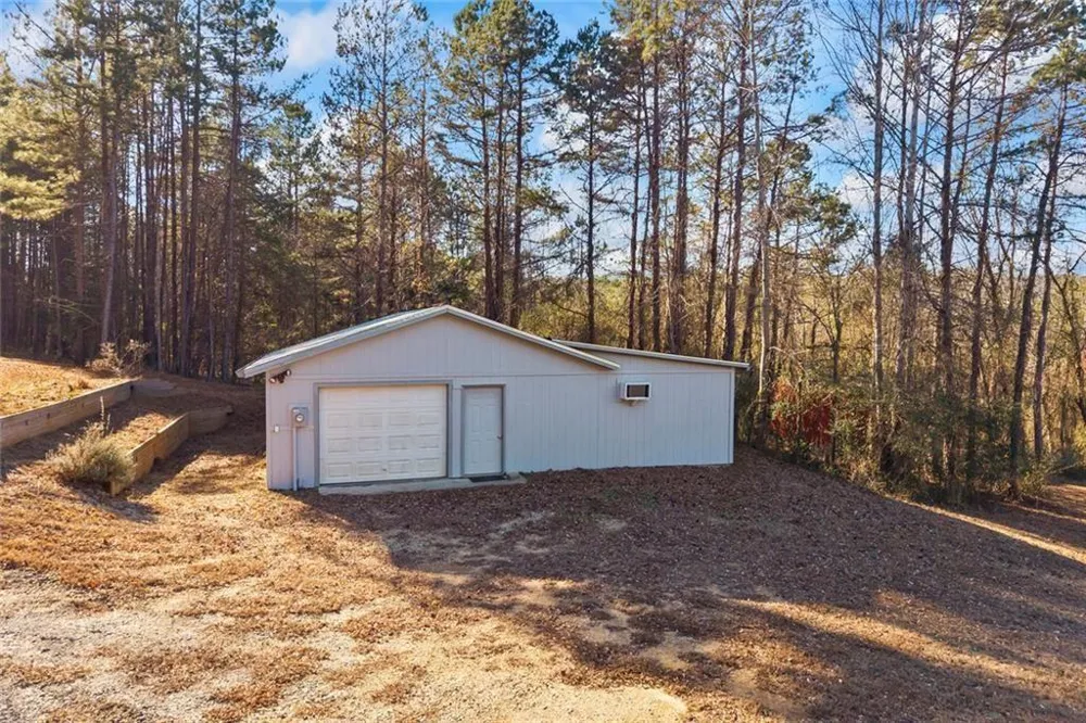 665 Holcomb Drive Martin, GA 30557