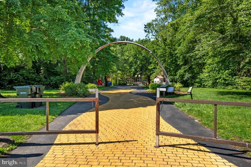 3601 SAINT RUSSELL Bowie, MD 20716