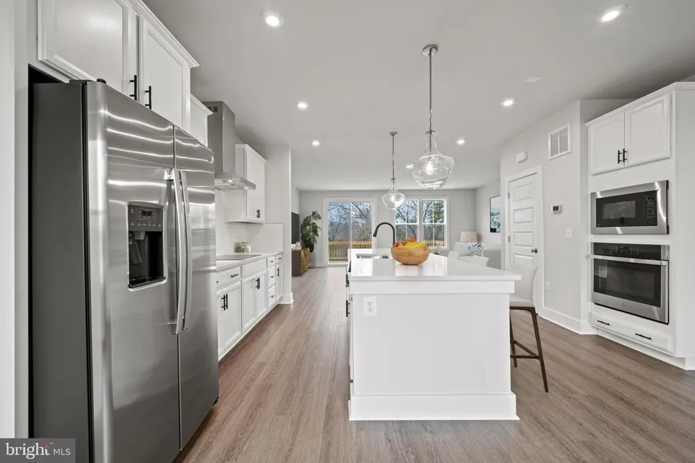 3601 SAINT RUSSELL Bowie, MD 20716