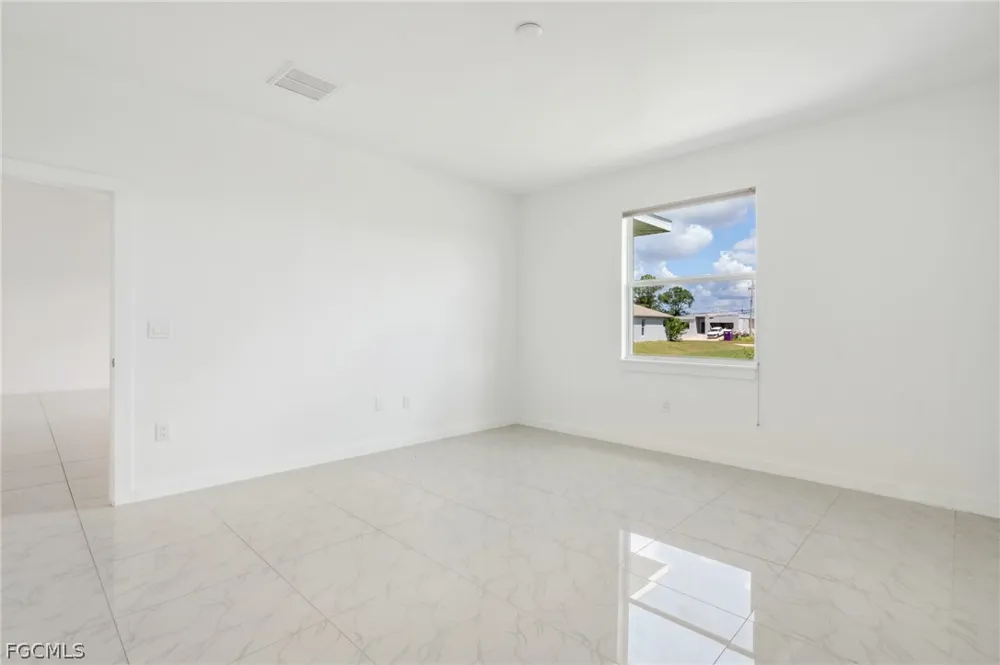 SW Embers Terrace Cape Coral, FL 33991