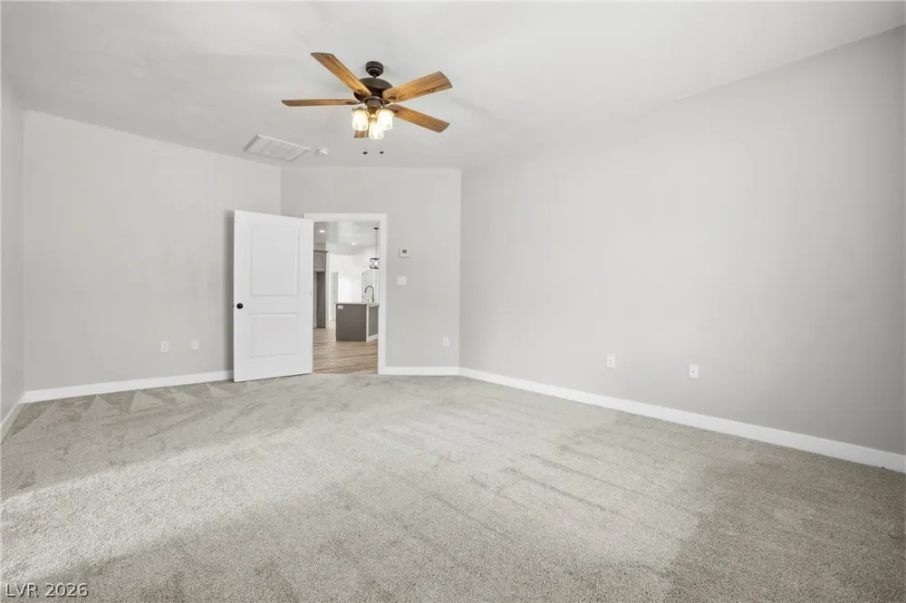3156 Mateuse Street Logandale, NV 89021