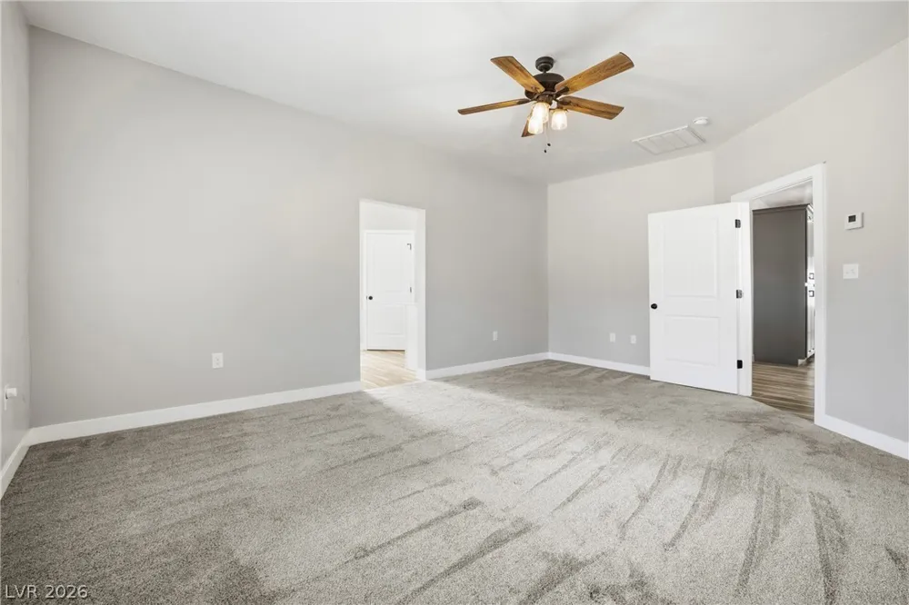 3156 Mateuse Street Logandale, NV 89021