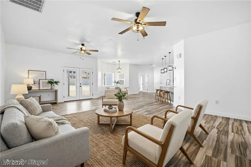3156 Mateuse Street Logandale, NV 89021