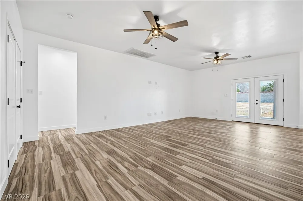 3156 Mateuse Street Logandale, NV 89021