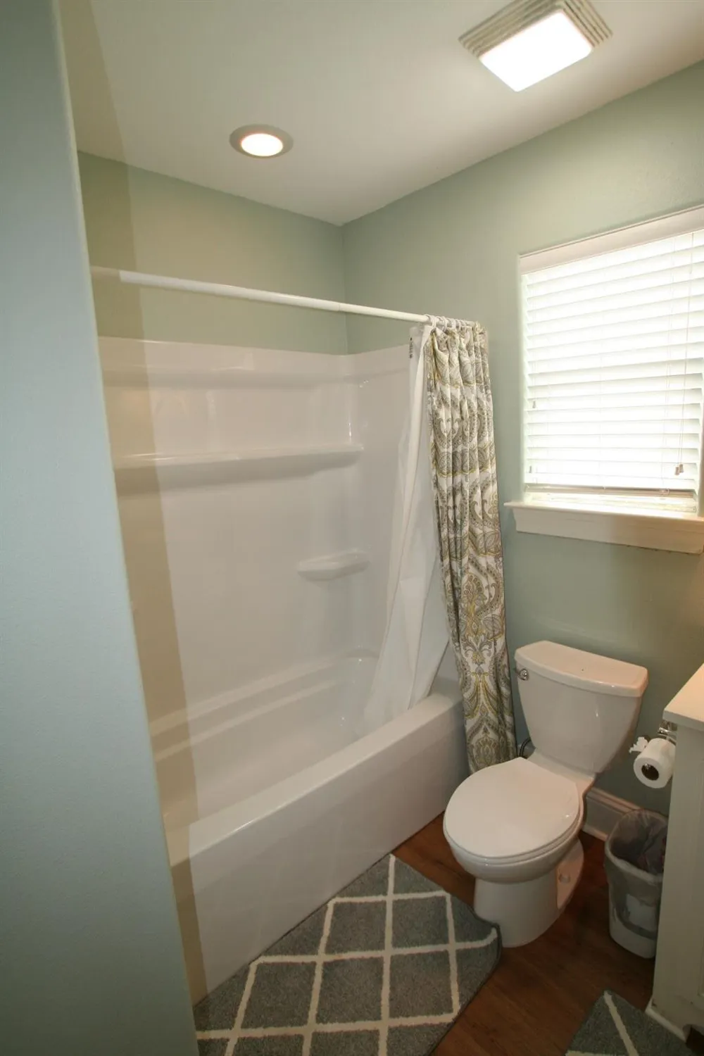 1355 Keith Avenue Gilchrist, TX 77617