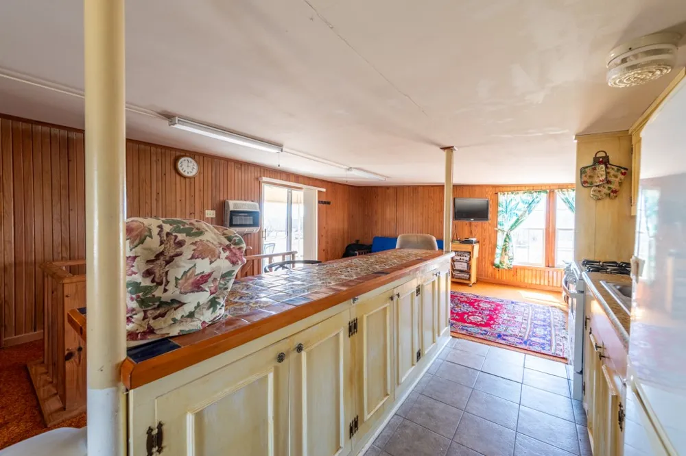167 Buckeye Knoll Road George West, TX 78022