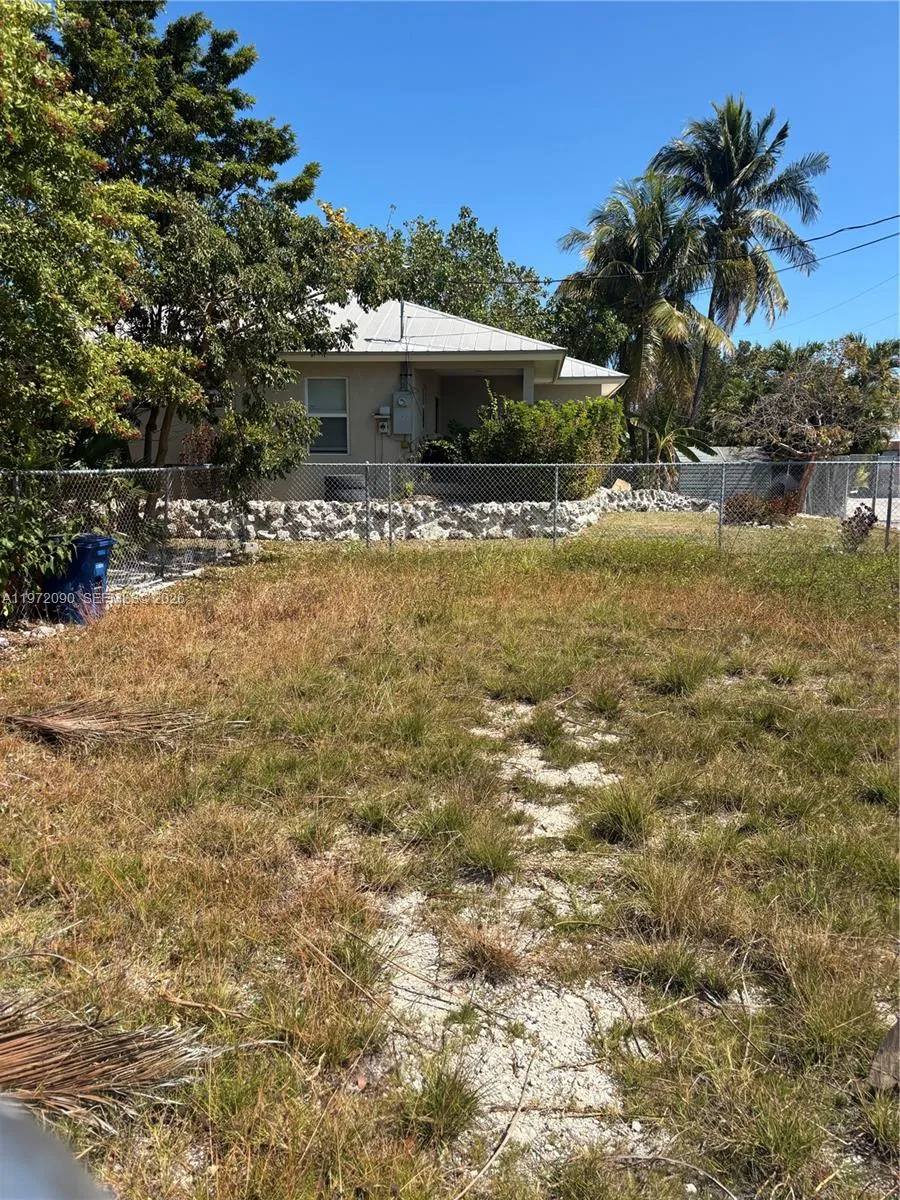 319 Tuskegee Street Marathon, FL 33050