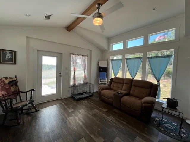 16515 US Highway 281 Hico, TX 76457