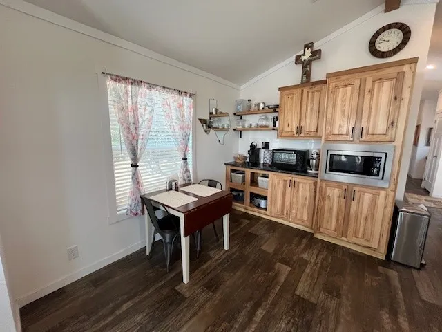 16515 US Highway 281 Hico, TX 76457