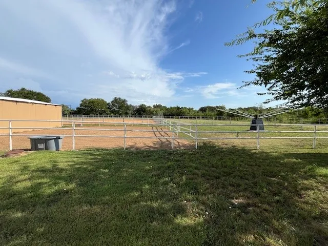 16515 US Highway 281 Hico, TX 76457