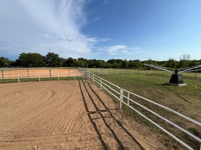 16515 US Highway 281 Hico, TX 76457