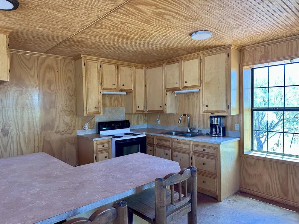5725 TBD FM 604 Ovalo, TX 79541