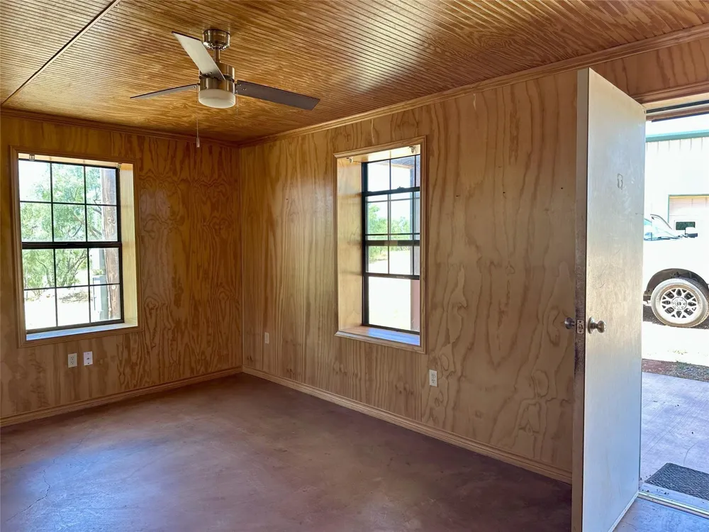 5725 TBD FM 604 Ovalo, TX 79541