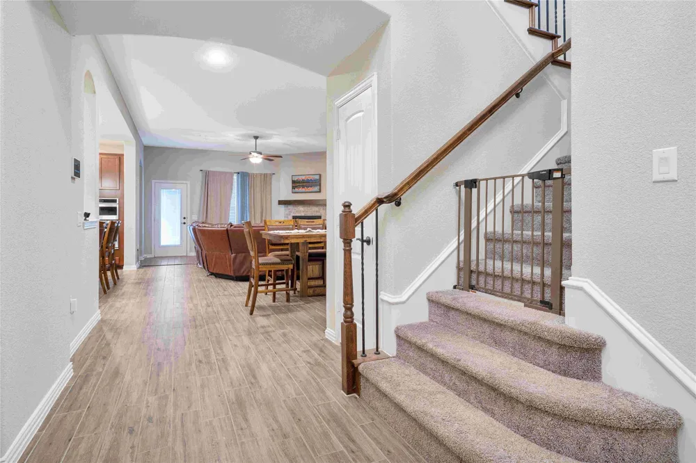 9401 Trailway Dr Little Elm, TX 75068