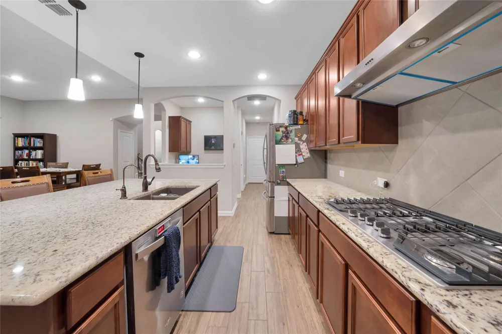 9401 Trailway Dr Little Elm, TX 75068