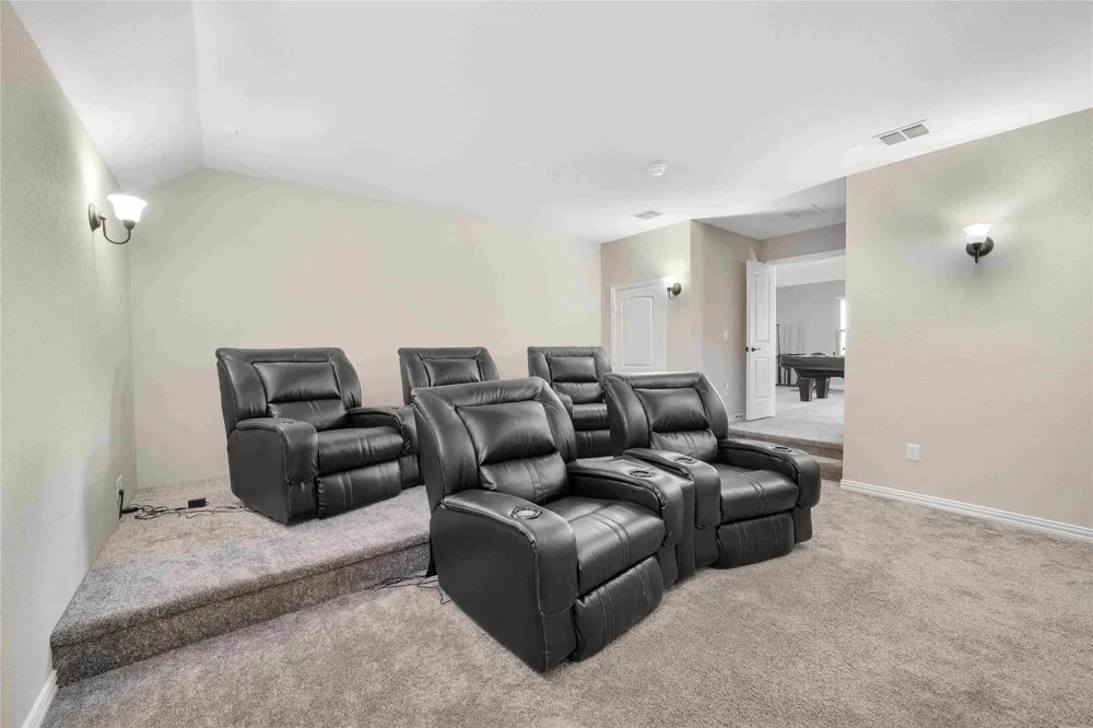 9401 Trailway Dr Little Elm, TX 75068