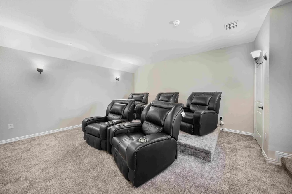 9401 Trailway Dr Little Elm, TX 75068